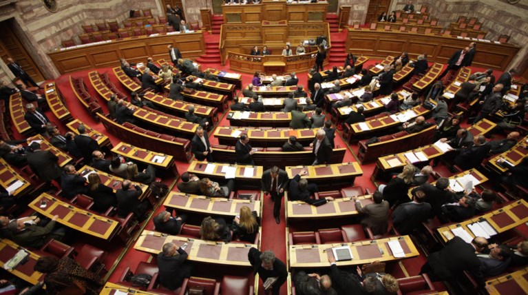 Ψήφος εμπιστοσύνης: Τετάρτη η συζήτηση, Παρασκευή η ψηφοφορία