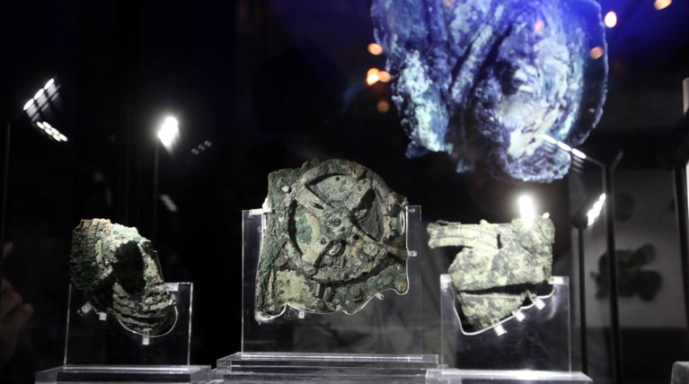 Ναυάγιο Αντικυθήρων: Χάλκινα ευρήματα σε ένα «πλωτό Μουσείο»