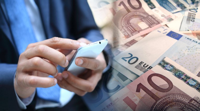Φόροι και σε εταιρικά κινητά και αυτοκίνητα