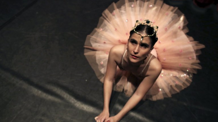 Χορευτές με τα μάτια και τους ήχους της ψυχής