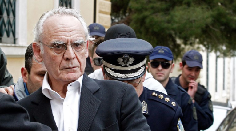 Σκάνδαλο εξοπλιστικών: Δεν χωρούν στην αίθουσα οι κατηγορούμενοι