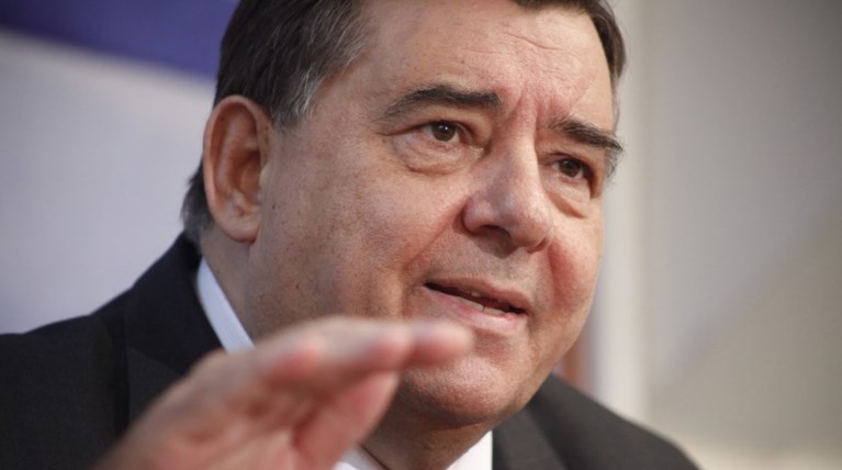 Πώς εμπλέκεται ο Καρατζαφέρης στις μίζες των Super Puma