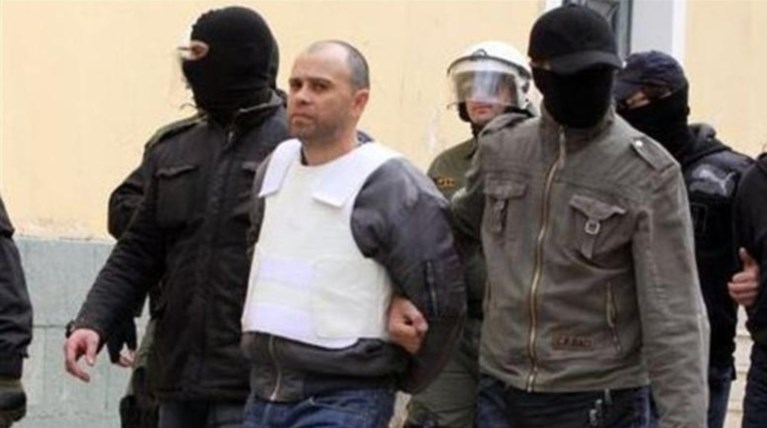 «Σύμμαχοι» του Μαζιώτη οι Πυρήνες