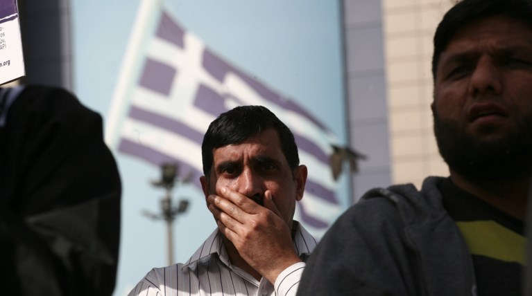 Πως θα αποδοθεί ελληνική ιθαγένεια σε χιλιάδες παιδιά μεταναστών