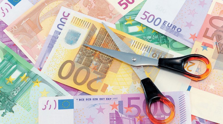 Στα 684 ευρώ ο κατώτατος μισθός στο Δημόσιο - Εκλεισε η συμφωνία