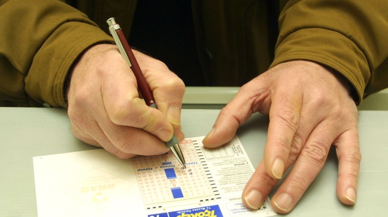 Τέλος στο ξέπλυμα μαύρου χρήματος με δελτία του ΟΠΑΠ