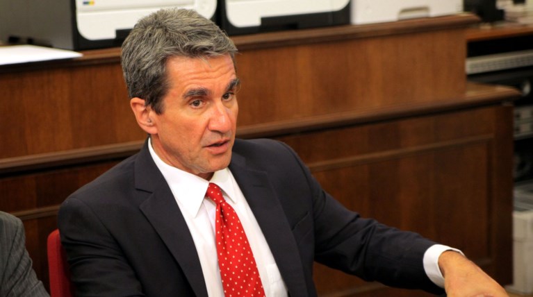 Λοβέρδος: Άκαιρη η παρέμβαση του Παπανδρέου για το ΠΑΣΟΚ