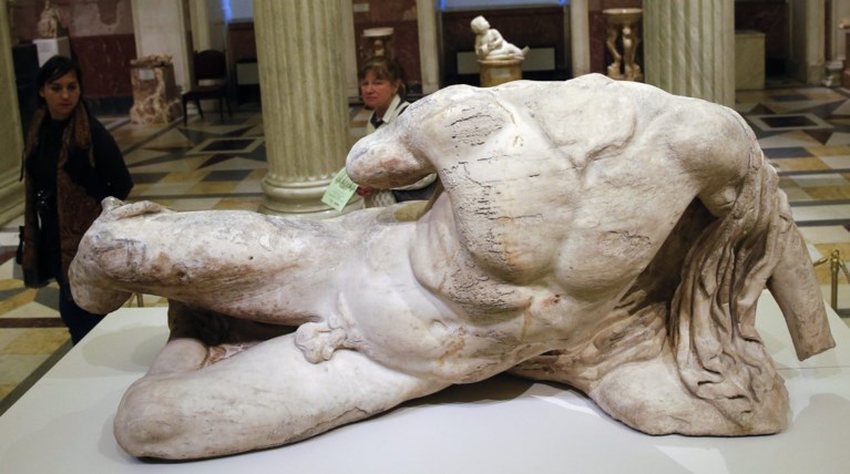 Επίθεση Wall Street Journal στο Βρετανικό Μουσείο για τα Γλυπτά