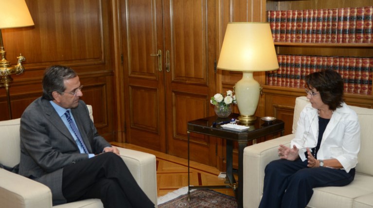 Le Monde: «Ο Σαμαράς μπορεί να προτείνει Δαμανάκη στον 3ο γύρο»