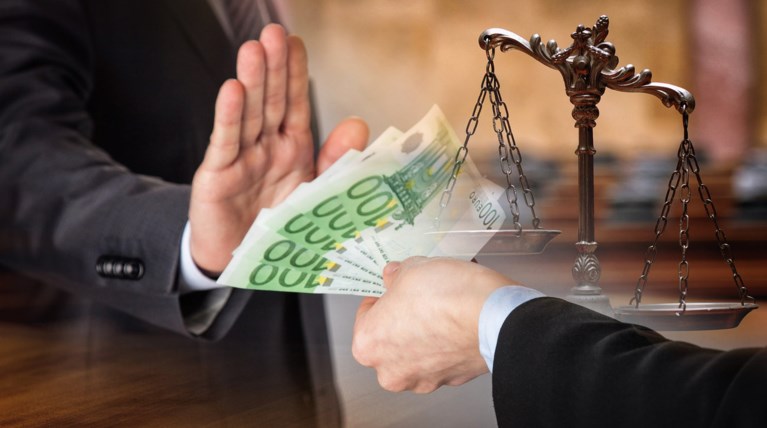 Χαϊκάλης σε εισαγγελέα: Πώς έγινε η απόπειρα χρηματισμού