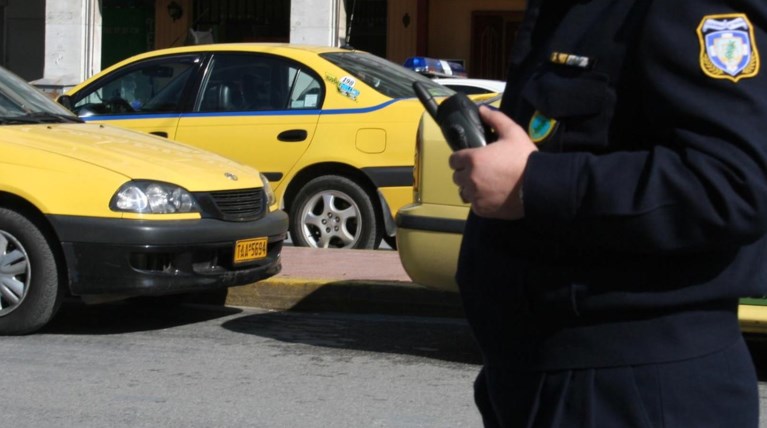 Συνέλαβαν τους ληστές των οδηγών ταξί