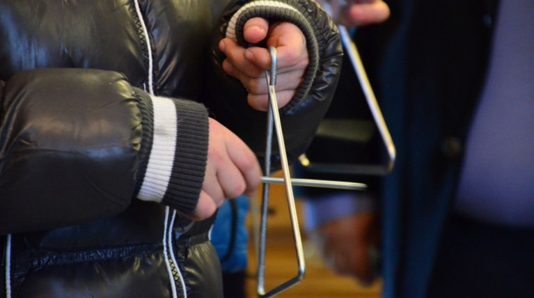 Λήστεψαν παιδιά για να πάρουν τα χρήματα από τα κάλαντα