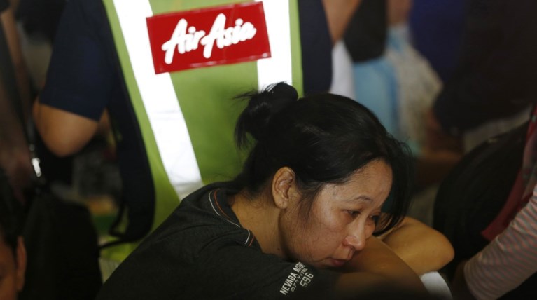 Αir Asia: Ψάχνουν το αεροσκάφος στον βυθό της θάλασσας