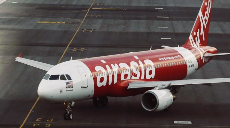 Air Asia: Σώθηκαν γιατί δεν είδαν το email και έχασαν την πτήση