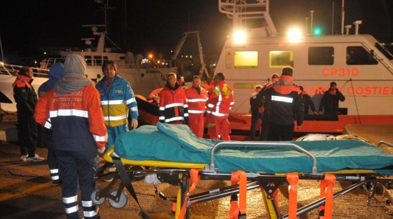 Δύο Αλβανοί ναυτικοί σκοτώθηκαν κατά τη ρυμούλκηση του Norman Atlantic