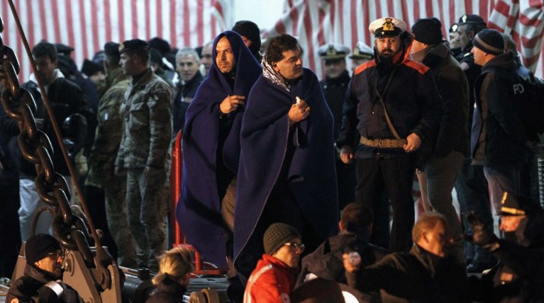 Μπρίντιζι: Καθηλωμένο λόγω καιρού το αεροπλάνο με τους Ελληνες