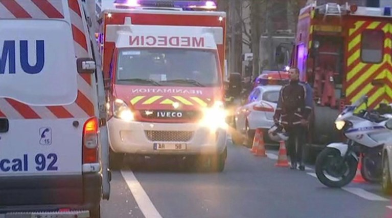 Τρέλα στο Παρίσι - Νέα επίθεση  σε εστιατόριο
