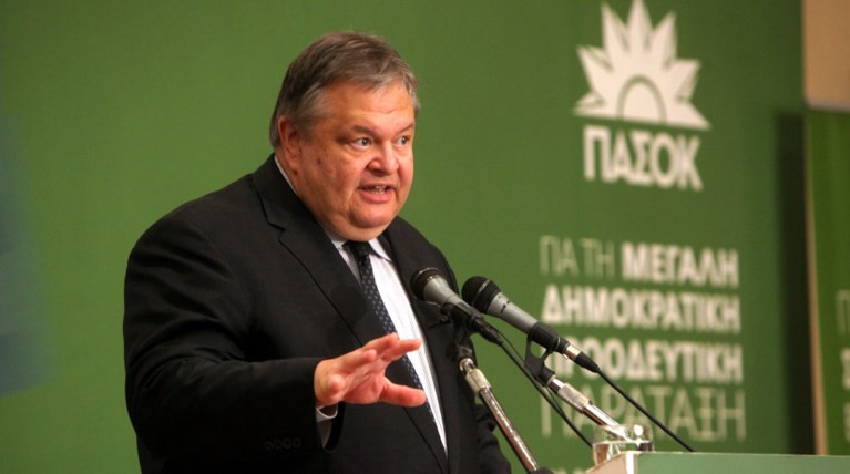Βενιζέλος για Γκερέκου : Ακραία η μετακίνηση από ένα κόμμα στο άλλο