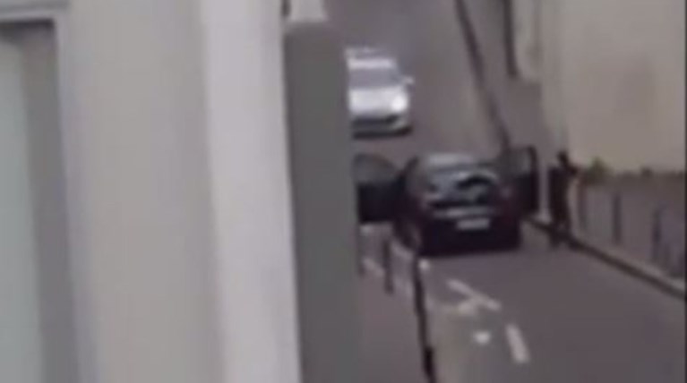 Νέο βίντεο από την επίθεση στο Charlie Hebdo