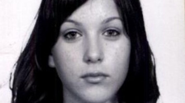 Νέες φωτογραφίες της Αγγελικής να αγοράζει νιτρομεθάνιο