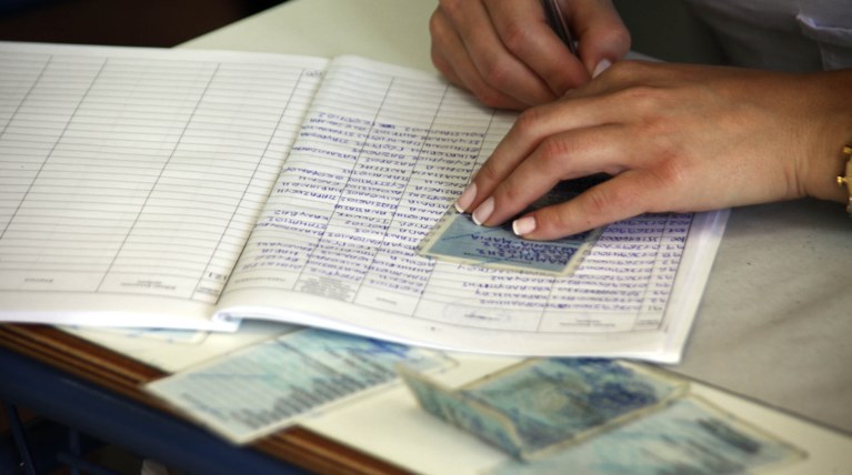 Μπορείτε να βγάλετε ταυτότητα και στις εκλογές