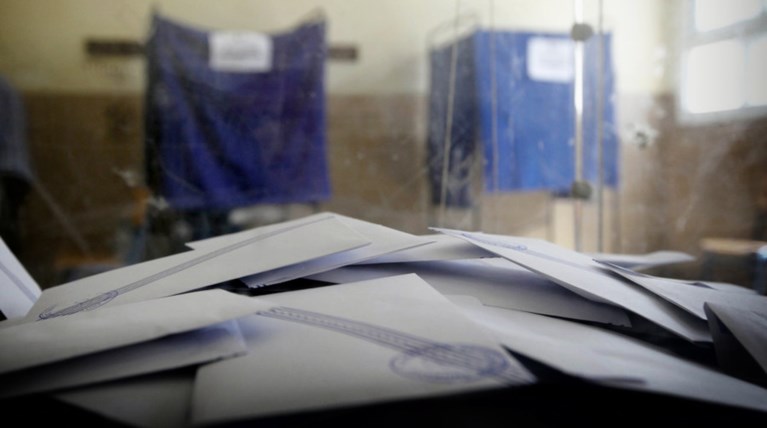 Τι δείχνουν οι δημοσκοπήσεις των τελευταίων ωρών - Τάσεις και ανατροπές