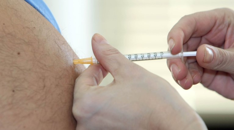 Αλλους δύο μήνες θα διαρκέσει η γρίπη - 12 θάνατοι