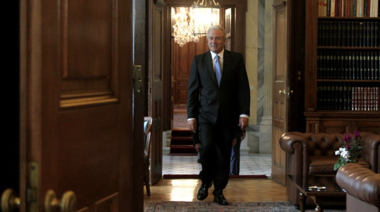 Κλείδωσε η υποψηφιότητα Αβραμόπουλου για την Προεδρία της Δημοκρατίας