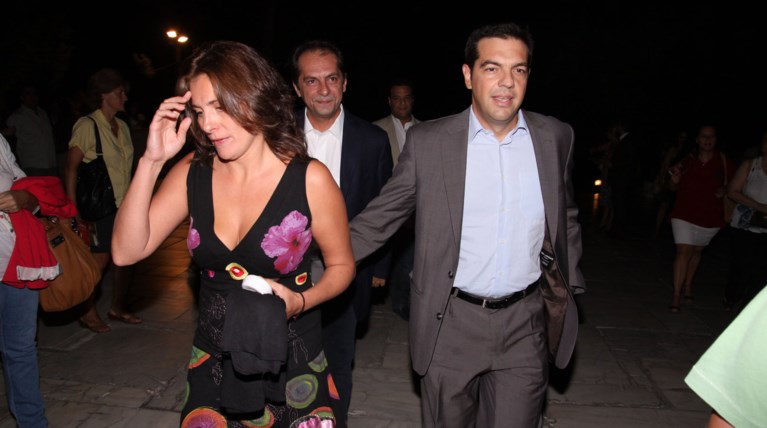 Vogue: Ετσι πρέπει να ντύνεται η Περιστέρα, η Πρώτη Κυρία της Ελλάδας