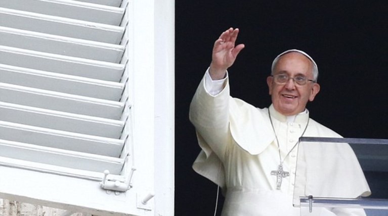 Πάπας: Ζήτησε συγνώμη για το χαρακτηρισμό «κουνέλια»