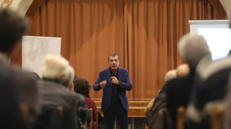 Κοινοβουλευτικά σεμινάρια από το Ποτάμι στους βουλευτές του