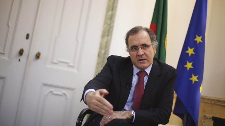 Πορτογαλία: «Τηρείστε τις δεσμεύσεις σας όπως εμείς»