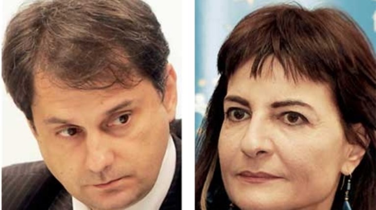 Συνάντηση Βαρουφάκη με Χαρ. Θεοχάρη και Αντ.Λυμπεράκη στο ΥΠΟΙΚ
