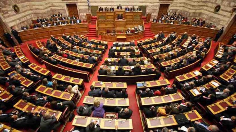 Ψήφος εμπιστοσύνης με 162 ΝΑΙ