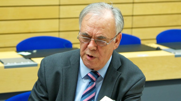 Financial Τimes: Ο Δραγασάκης είχε υπογράψει το προσχέδιο