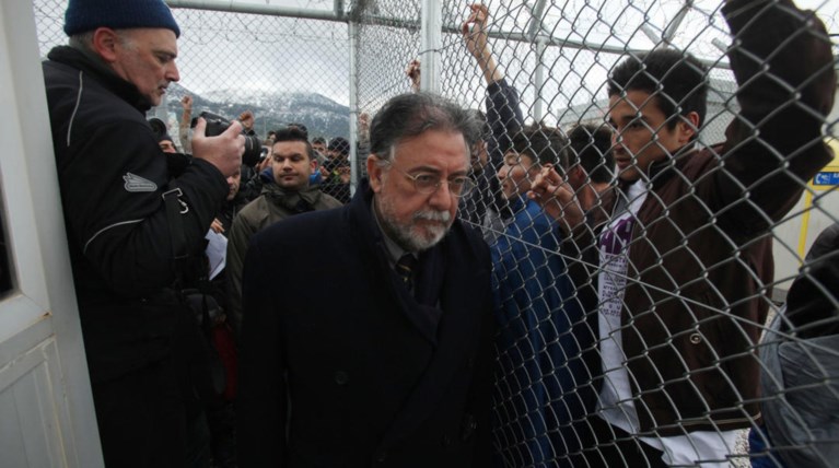 Ελεύθεροι από τα κέντρα κράτησης 4.500 μετανάστες