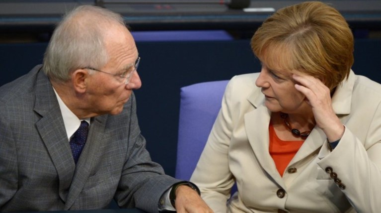 Πριν υποβληθεί το αίτημα, οι Γερμανοί έστησαν Τείχος