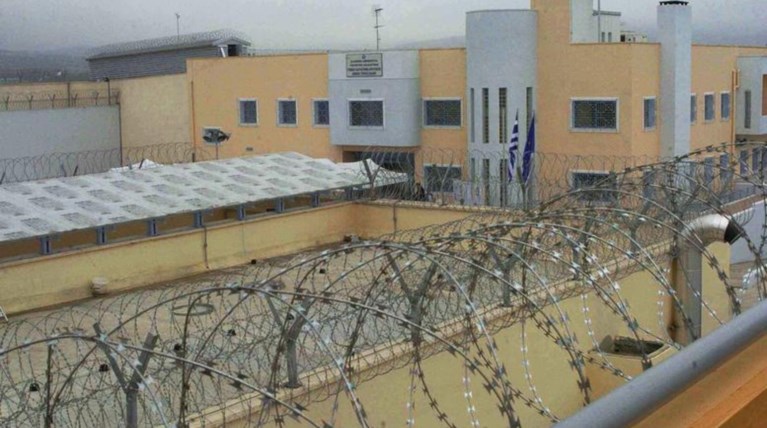 ΕΛ.ΑΣ.: Μπορεί να διάλεξαν σκόπιμα «βρώμικο» καλάσνικοφ
