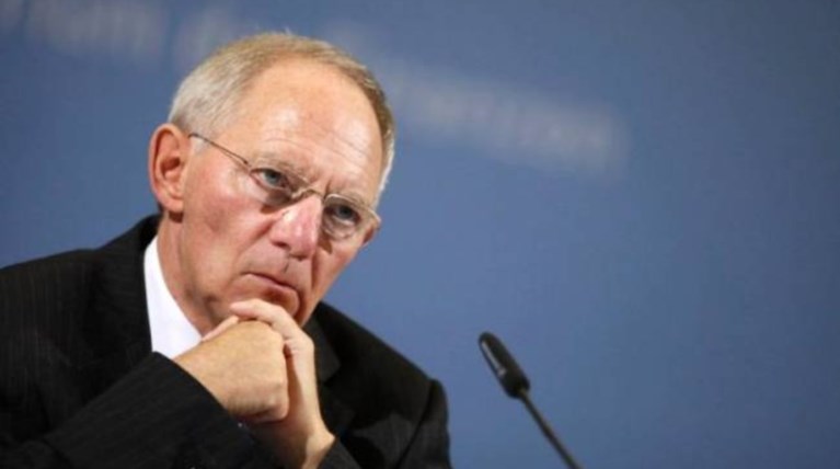 Σόιμπλε:Δεν θα αποφασίσουμε εδώ για δημοψήφισμα