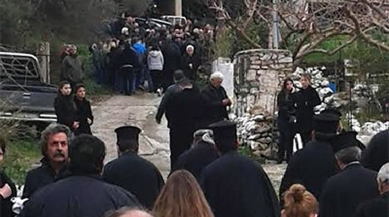 «Θα έρθει σε λίγο το παιδί μου, ο άγγελός μου»