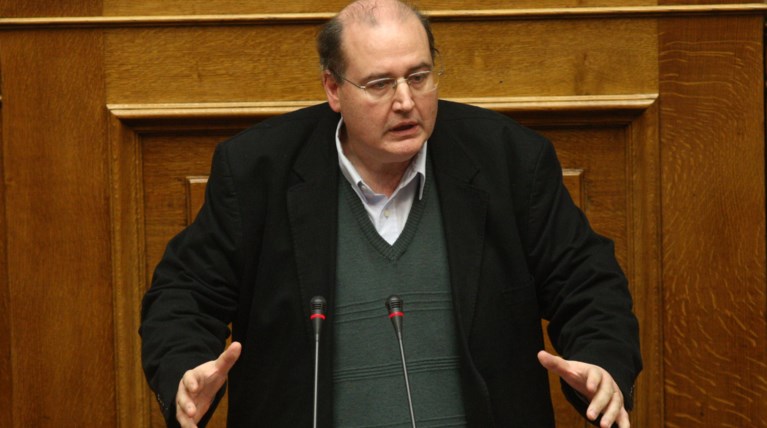 Νίκος Φίλης: Δεν δεχόμαστε μονομερείς ενέργειες εις βάρος του λαού