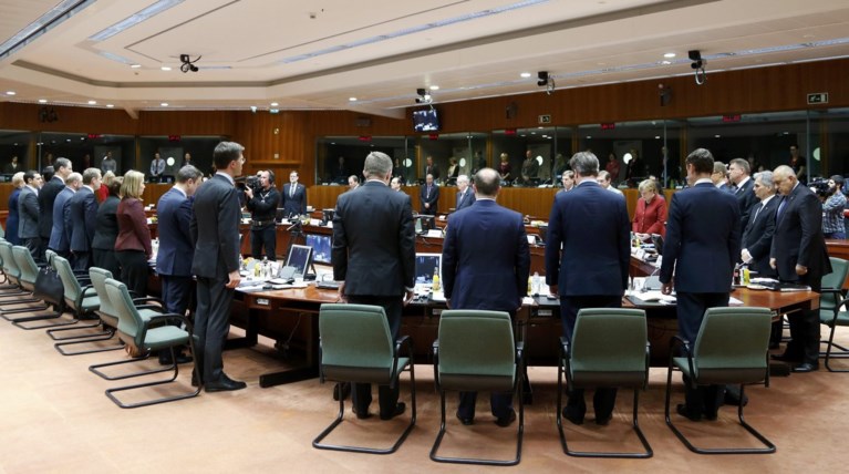Έξαλλοι οι «μικροί» της Ευρώπης για τον αποκλεισμό τους από τη μίνι-σύνοδο