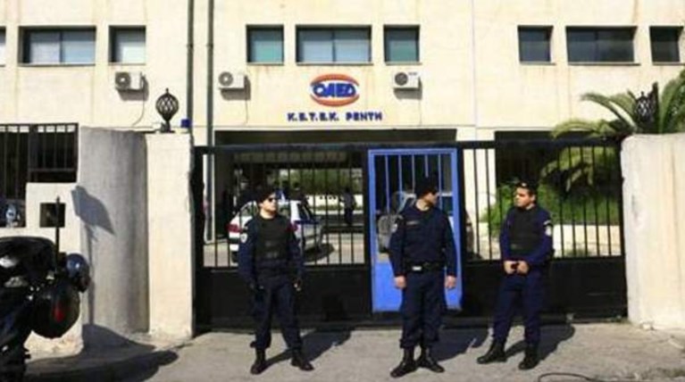 Στην σχολή του ΟΑΕΔ στο Ρέντη είχε αυτοκτονήσει και 19χρονος το 2009