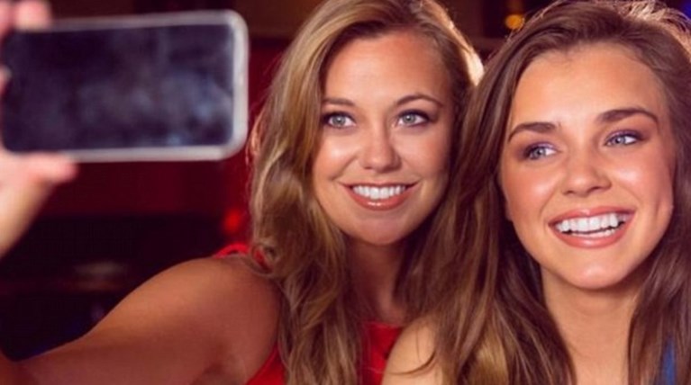 Σάλος με αφίσα κατά του βιασμού που ρίχνει την ευθύνη στις γυναίκες!