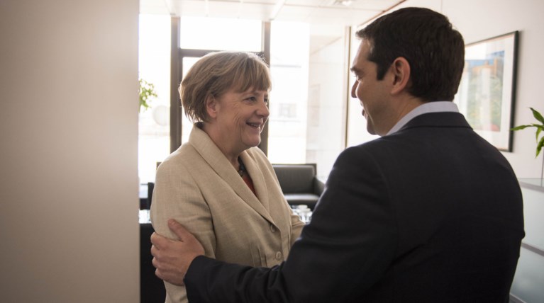 Τelegraph: Αυτά είπε ο Τσίπρας στη Μέρκελ