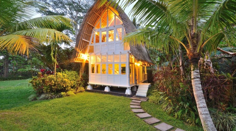 Απέξω μοιάζει με μικρό σπιτάκι. Δείτε όμως το εσωτερικό του!