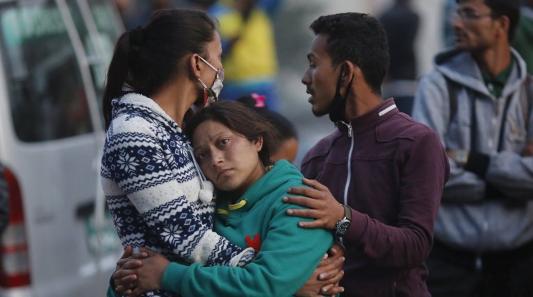 Ξεπέρασαν τις 6.000 οι νεκροί στο Νεπάλ