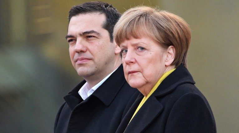 Τι είπε η Μέρκελ στον Τσίπρα για το δημοψήφισμα