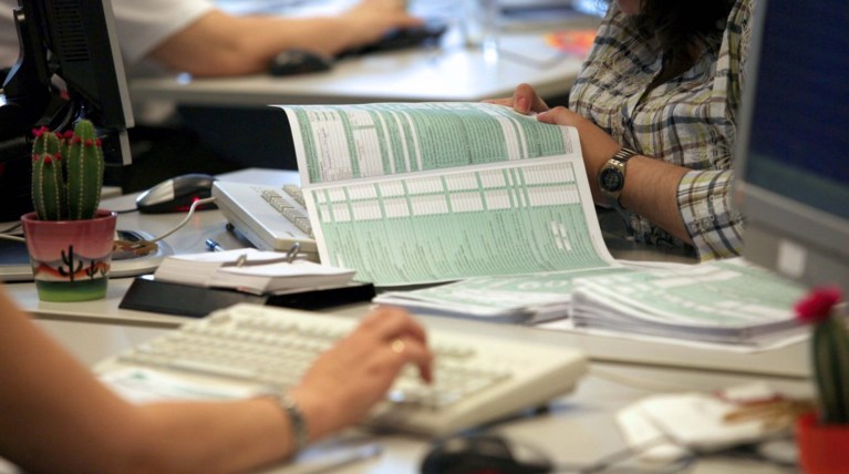 Τα μέτρα της κυβέρνησης και οι κόκκινες γραμμές