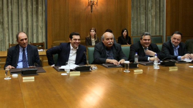 Στο κυβερνητικό συμβούλιο οι «κόκκινες γραμμές»